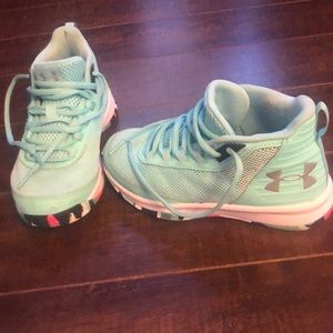 Youth Under Armour basketball shoes